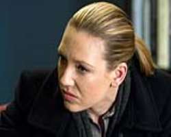 Torv was cast for the part of Olivia Dunham in the television series 